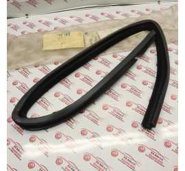 GUARNIZIONE VETRO POST. SX...