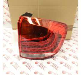 FANALE POSTERIORE DESTRO...