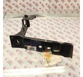 SUPPORTO PROIETTORE DESTRO...