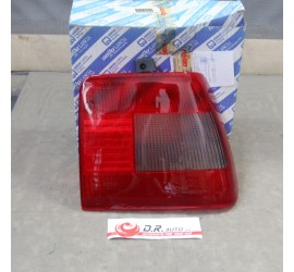 VETRO FANALE POSTERIORE DX...