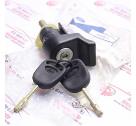 NOTTOLINO CON DOPPIE CHIAVI...