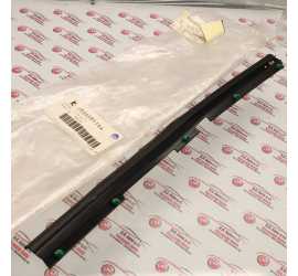 GUARNIZIONE SINISTRA COFANO...