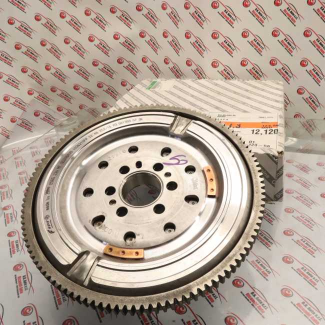 VOLANO MOTORE FIAT DOBLO CAMBIO SELESPEED COD 71795615 RICONDIZIONATO VOLANO MOTORE FIAT DOBLO CAMBIO SELESPEED COD 71795615 RICONDIZIONATO