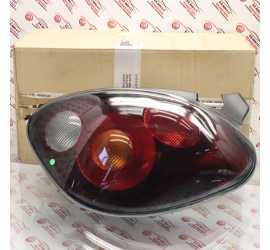 FANALE POSTERIORE DESTRO...