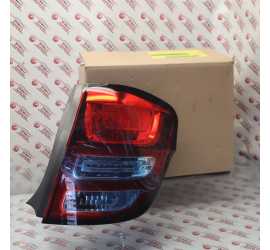 FANALE POSTERIORE DESTRO...