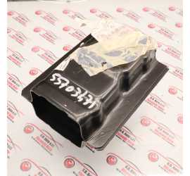 PUNTONE DESTRO SCOCCA ALFA...