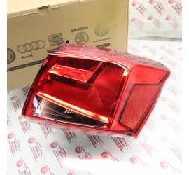 FANALE POSTERIORE ESTERNO...