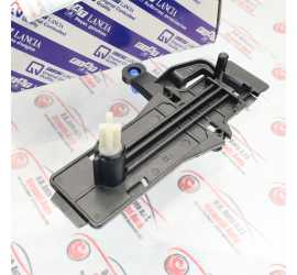 MANIGLIA INTERNA PORTA DX...