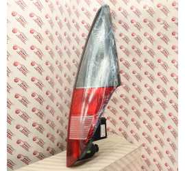 FANALE POSTERIORE DESTRO...