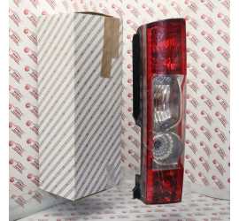 FANALE POSTERIORE DESTRO...