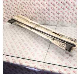 RASCHIAVETRO ESTERNO DESTRO...