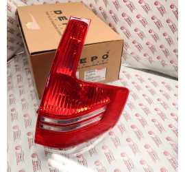 FANALE POSTERIORE DESTRO...