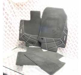 KIT TAPPETI LEXUS COD....