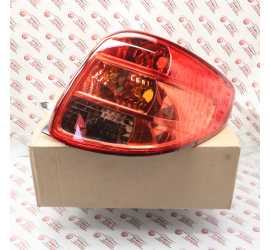 FANALE POSTERIORE DESTRO...