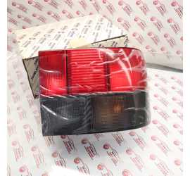 FANALE POSTERIORE DESTRO...