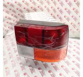 FANALE POSTERIORE DESTRO...