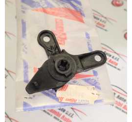 RINVIO A LEVA PORTA DESTRA...