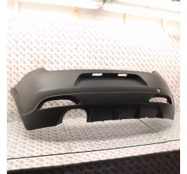 PARAURTI POSTERIORE GRANDE...