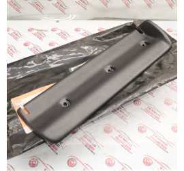 MOSTRINA IN PELLE LAND...