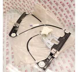 ALZACRISTALLO ANT. DX...