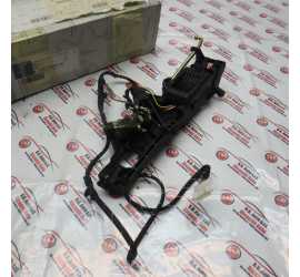 MANIGLIA POSTERIORE DESTRA...