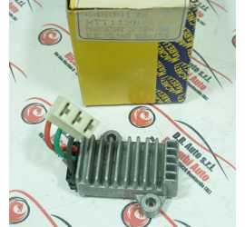 REGOLATORE TENSIONE 10V...