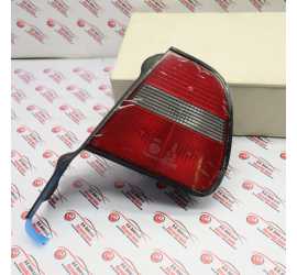 FANALE POSTERIORE DESTRO...