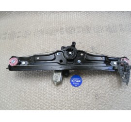 ALZACRISTALLO ANTERIORE DX...