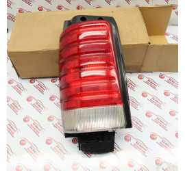 FANALE POSTERIORE SINISTRO...