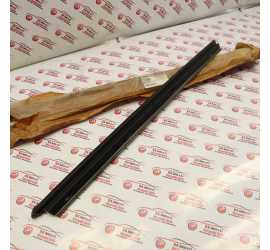 MODANATURA PARABREZZA JEEP...